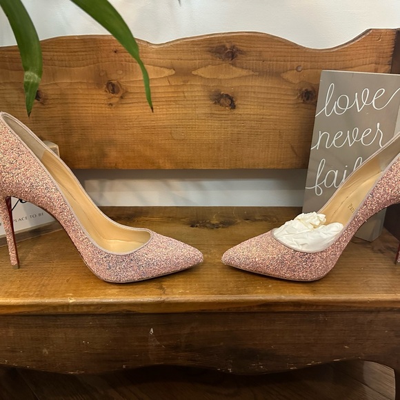 Size38 100mm Christian louboutin shoes - Picture 3 of 6